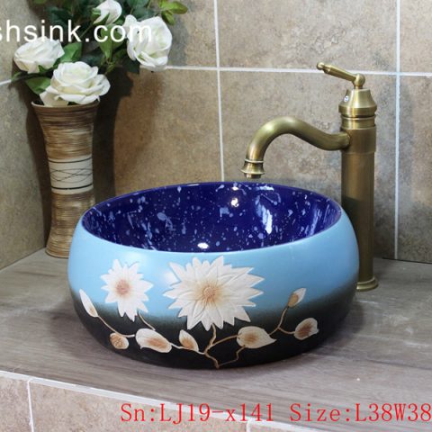 LJ19-x141     Purely carved chrysanthemum design ceramic toilet basin